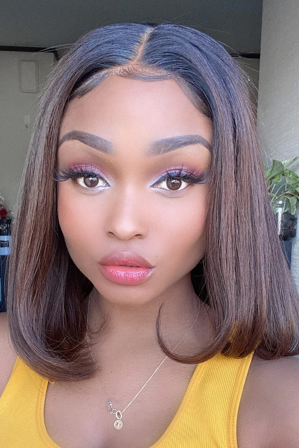 13x6 Short Lace Front Wigs Shoulder Length Dark Root Brown Bob - Image 2