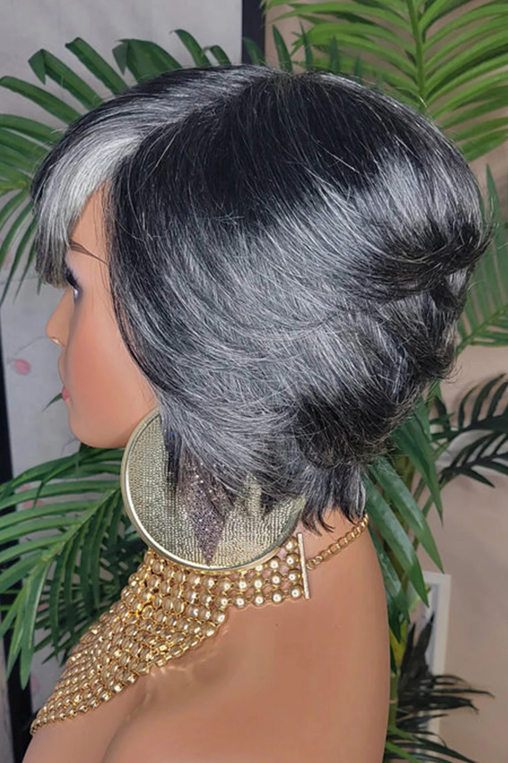 Short Body Wave Layered Bob Wig 13x6 Lace Front Glueless Natural Color - Image 5