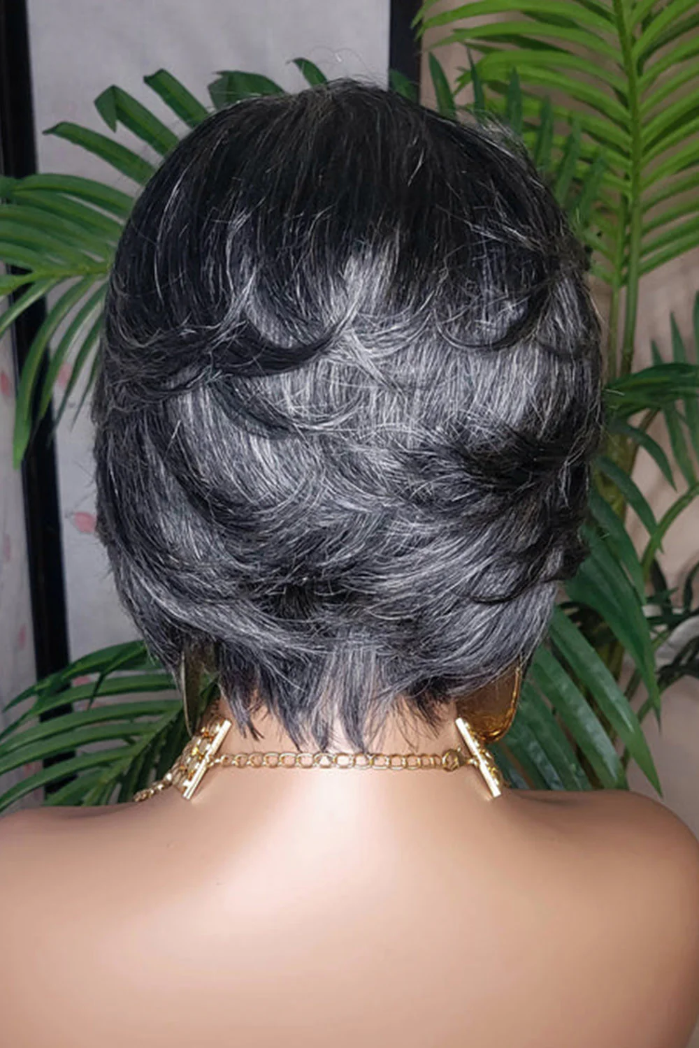 Short Body Wave Layered Bob Wig 13x6 Lace Front Glueless Natural Color - Image 7