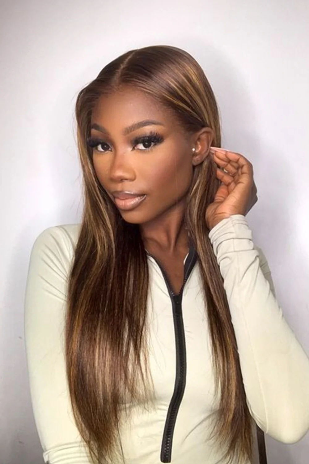 5x5 Hd Lace Closure Brown Wig with Blonde Highlights Bone Straight - Image 2