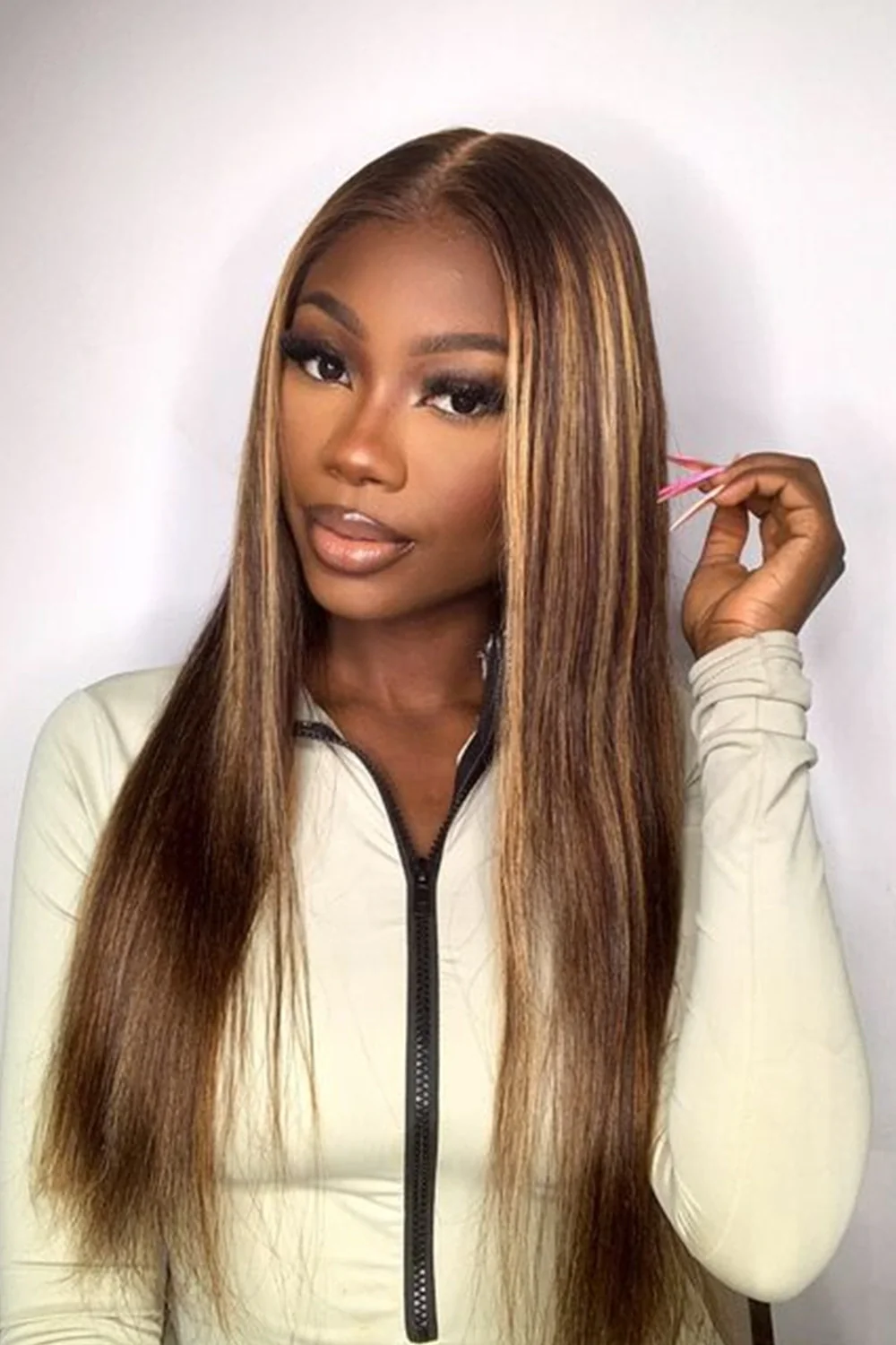 5x5 Hd Lace Closure Brown Wig with Blonde Highlights Bone Straight - Image 3