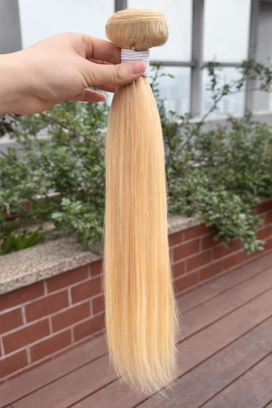 613 Blonde Bundles Sew-in Extensions Straight Virgin Hair - Image 3