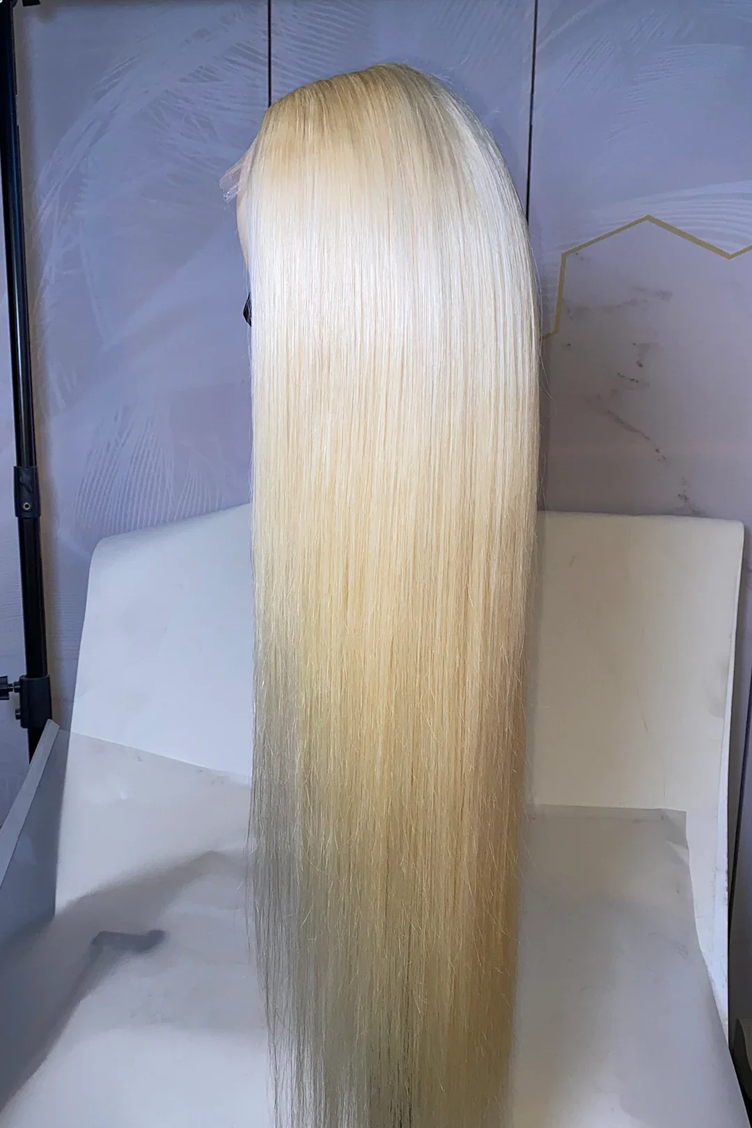 Blonde HD Lace Wig 5x5 Frontal Glueless Straight Hair - Image 3