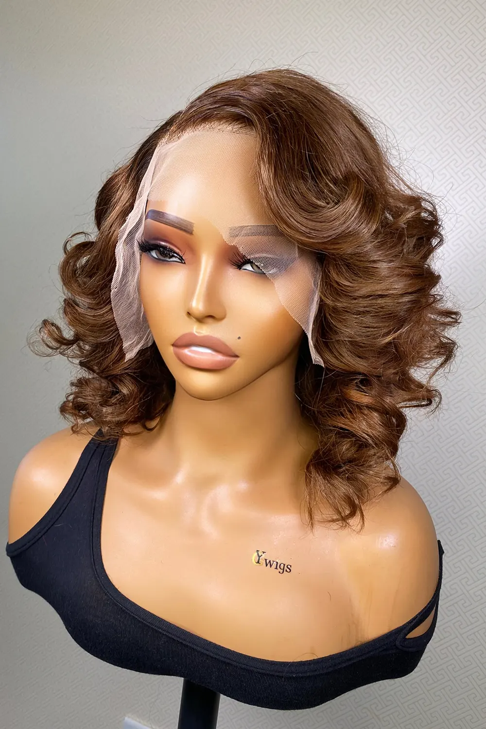 Designer Wigs-13*6 Glueless HD Lace 12 Inch Bob Body Wave Wig - Image 4