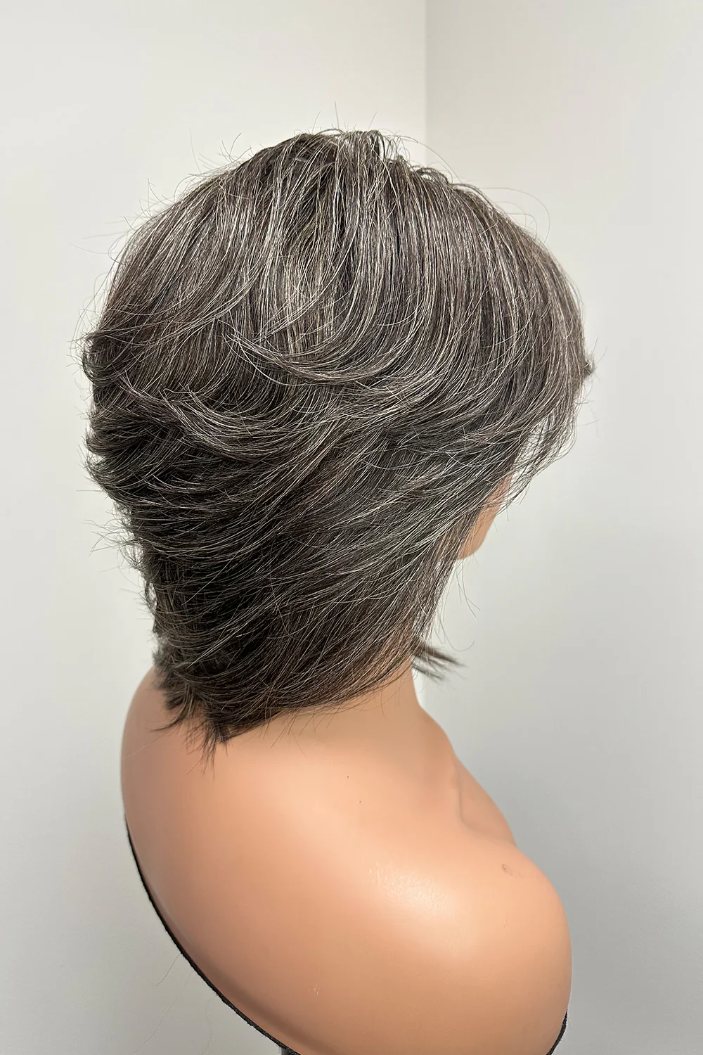 Designer Wigs-13*6 Lace Front Wig Silver Grey For Lady Pixie Bob - Image 5