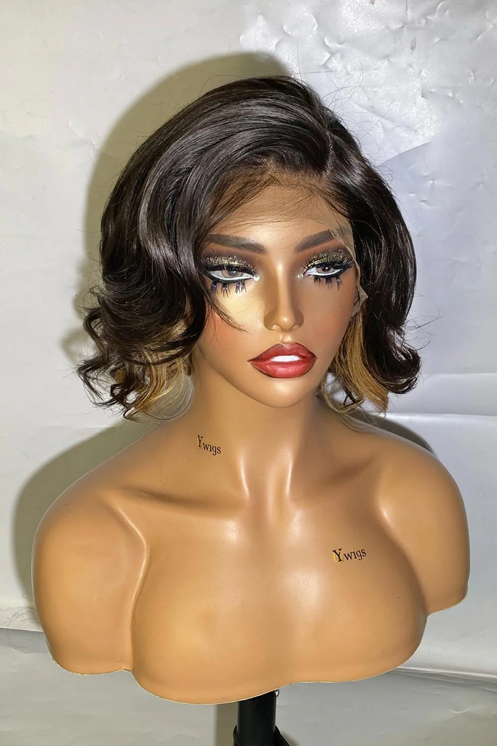 Designer Wigs-13x4 Lace Natural Dark Blonde Wave Wigs