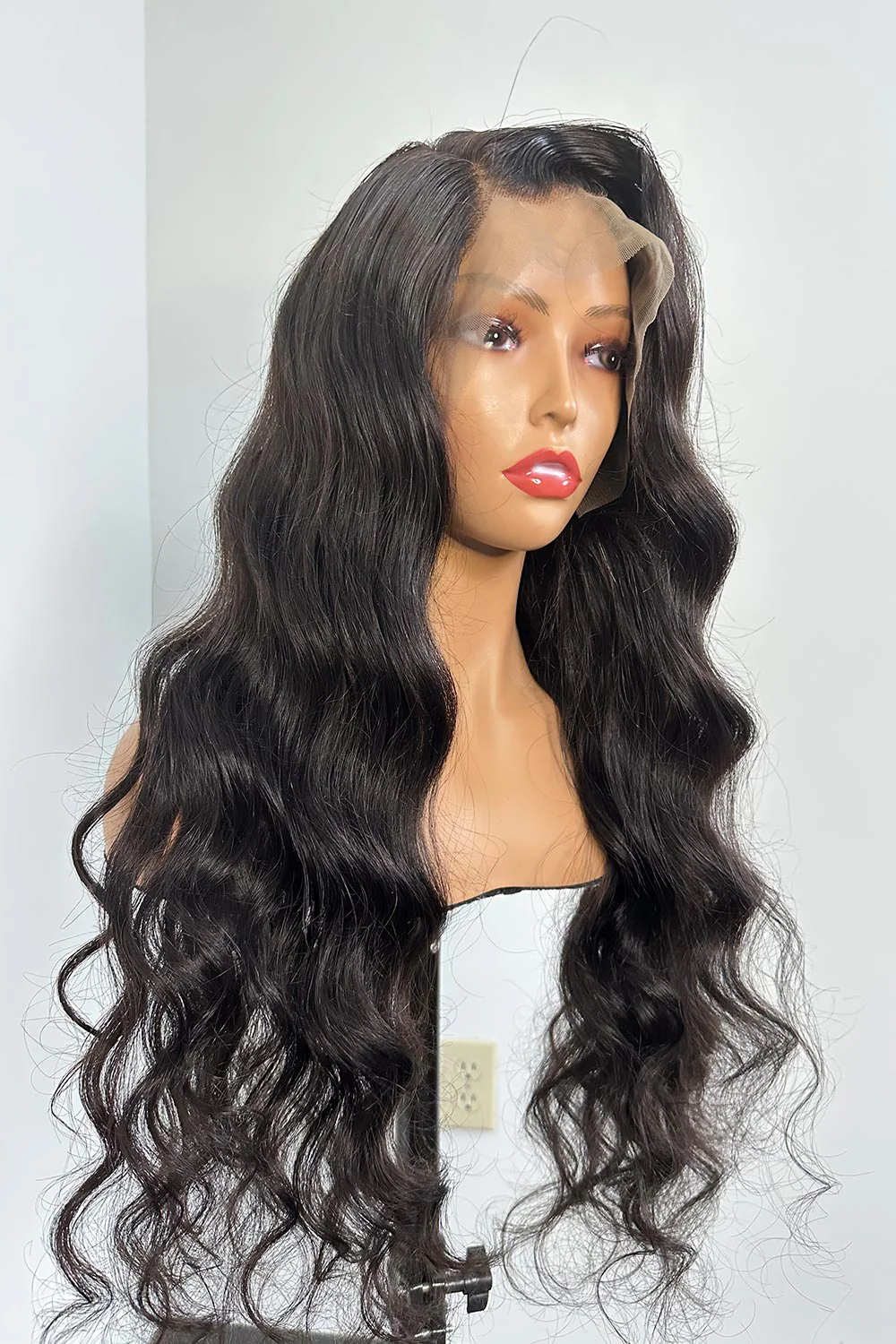 Designer Wigs-13x6 Brown Lace Dreamy & Realistic Body Wave Wigs - Image 5
