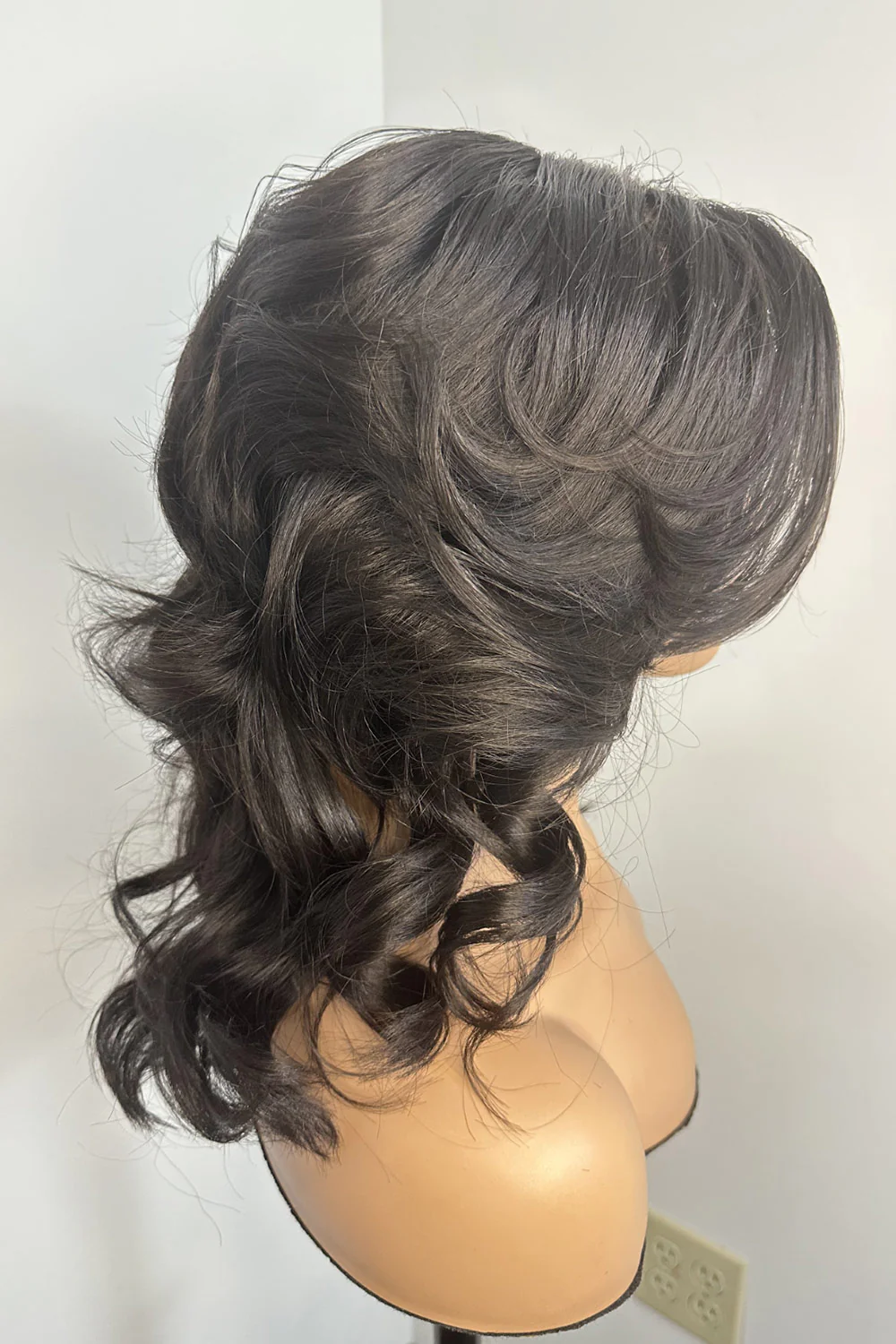 Designer Wigs - Big Loose Wave Glueless 13x6 HD Lace Wig - Image 3