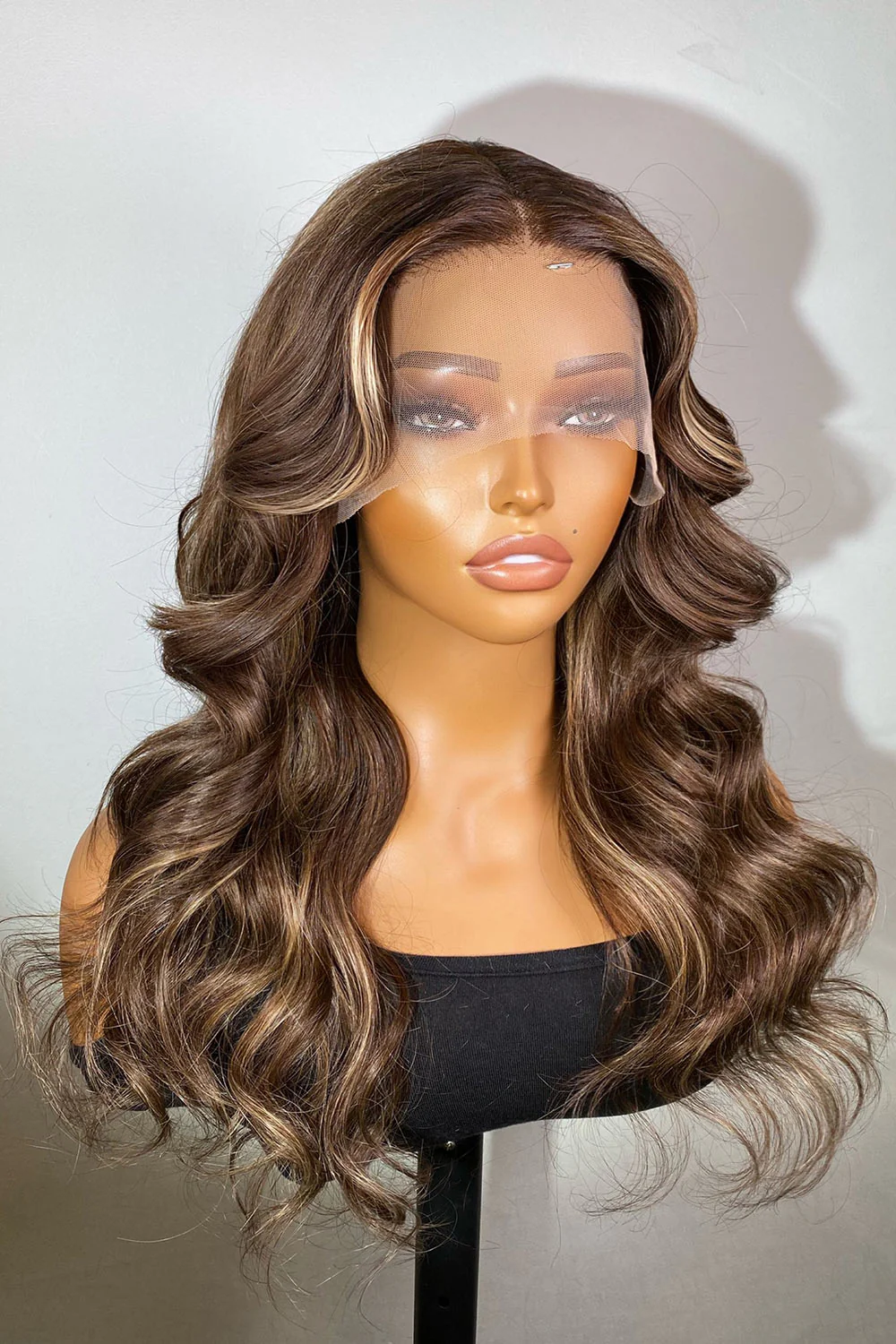 Designer Wigs-Layered Cut Loose WaveWith Stunning Highlights I T-Part - Image 2