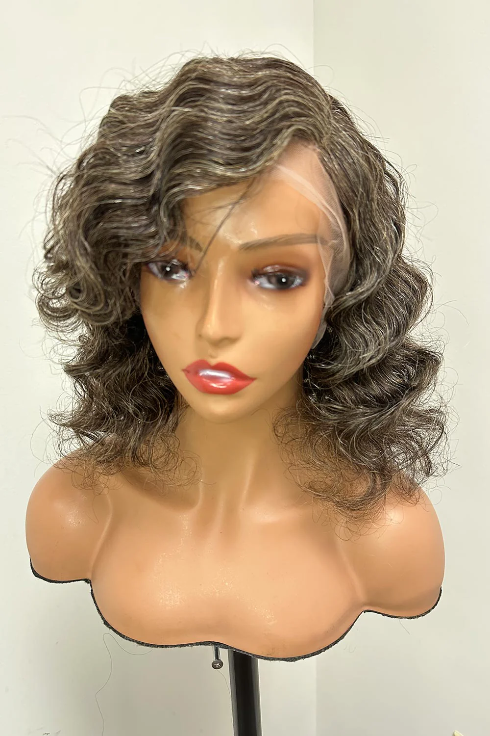 Designer Wigs-Salt & Pepper Mix Grey Color Loose Wavy Bob HD Lace Glueless Wigs - Image 3