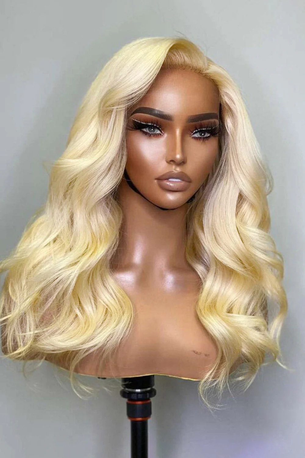 13x6 Glueless HD Lace Wig 613 HD67 - Image 5