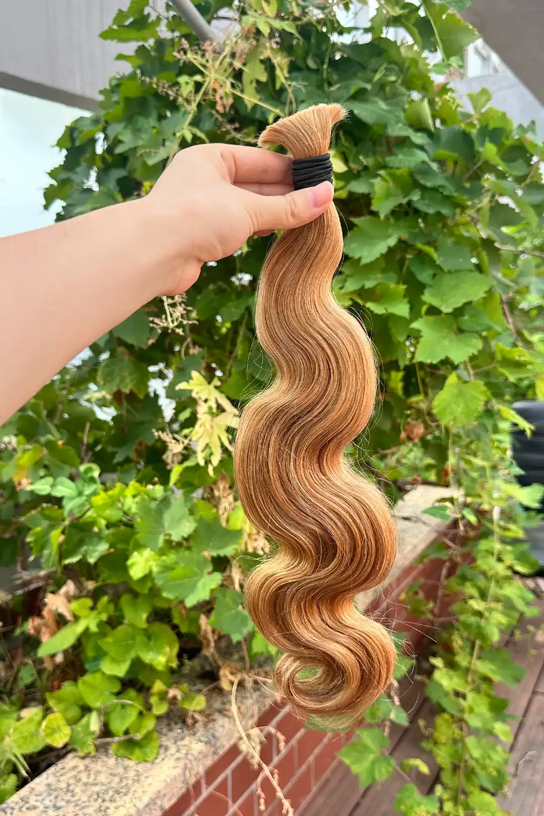 Medium Blonde Bulk Hair For Braiding Body Wave BU50 - Image 3