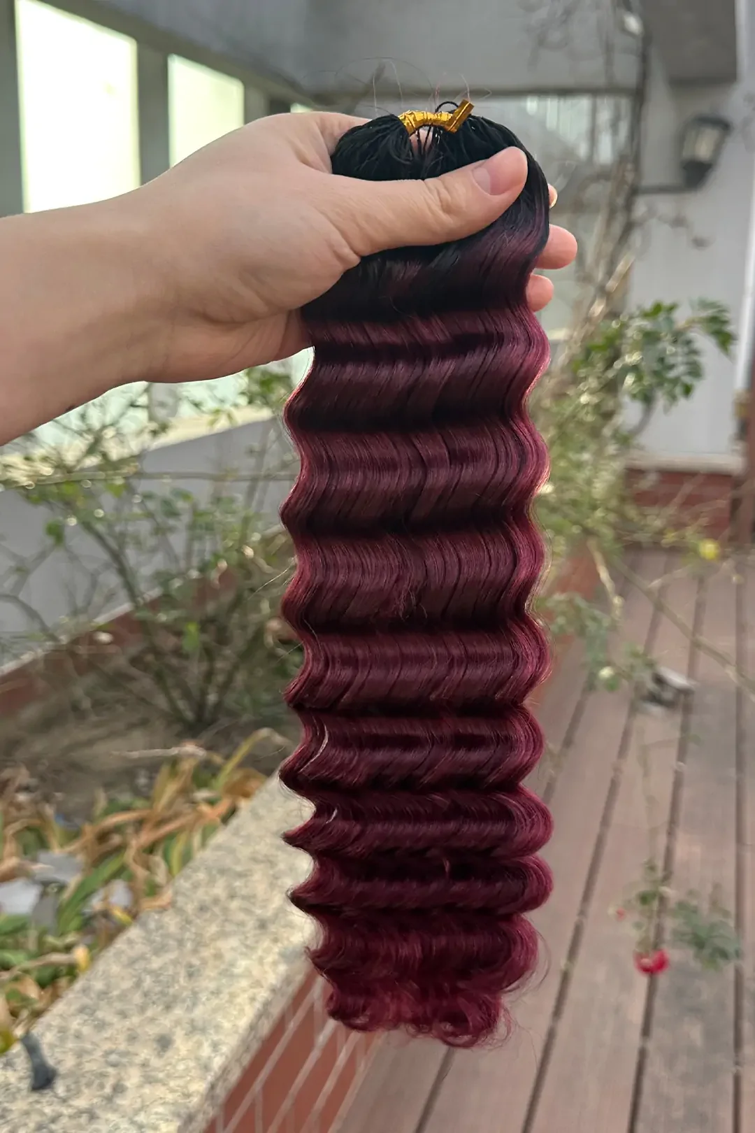 Burgundy Ombre Deep Wave Feather Crochet Hair - T1B/99J Human Hair - Image 3